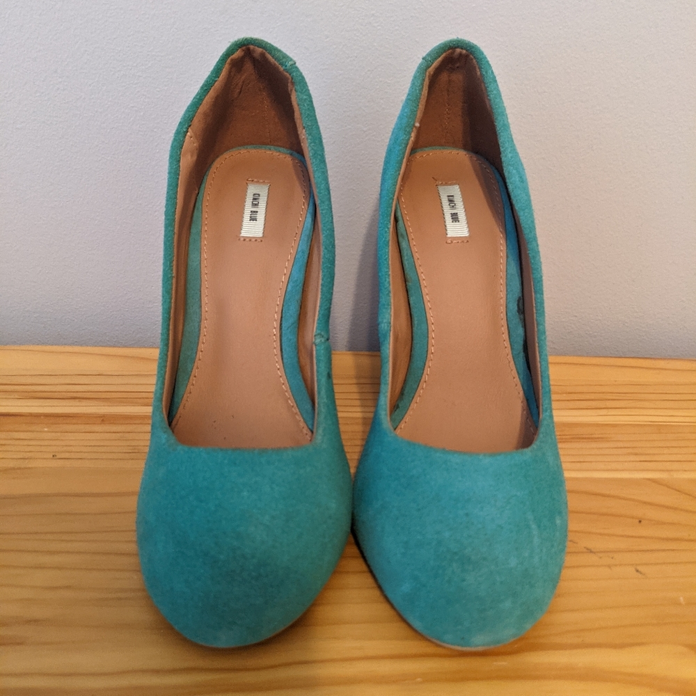 "Kimchi Blue" Teal Heels in Size 7